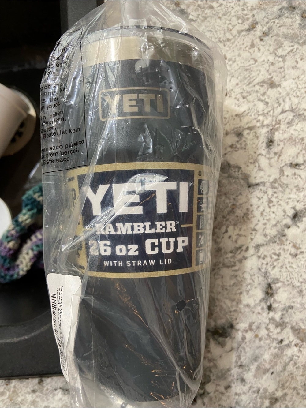 Yeti Charcoal 26 oz Rambler with straw silver Accent New in plastic